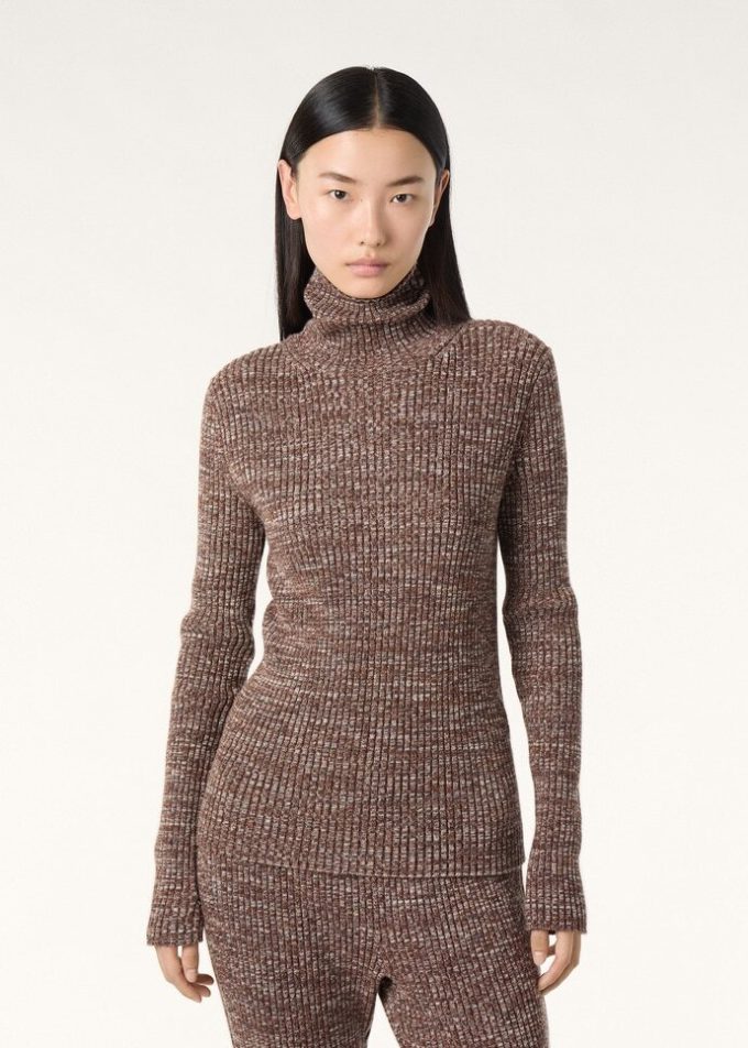 Banff Turtleneck Banff Turtleneck