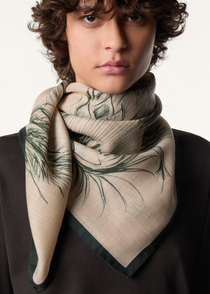 Cardo Foulard 90 x 90 Cardo Foulard 90 x 90