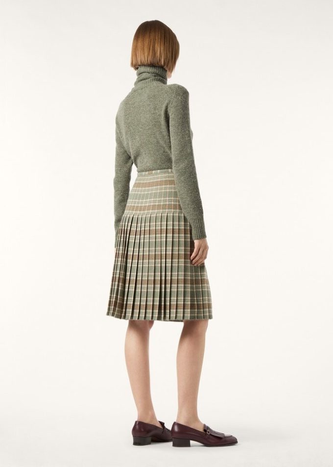 Drumoak Sweater Drumoak Sweater