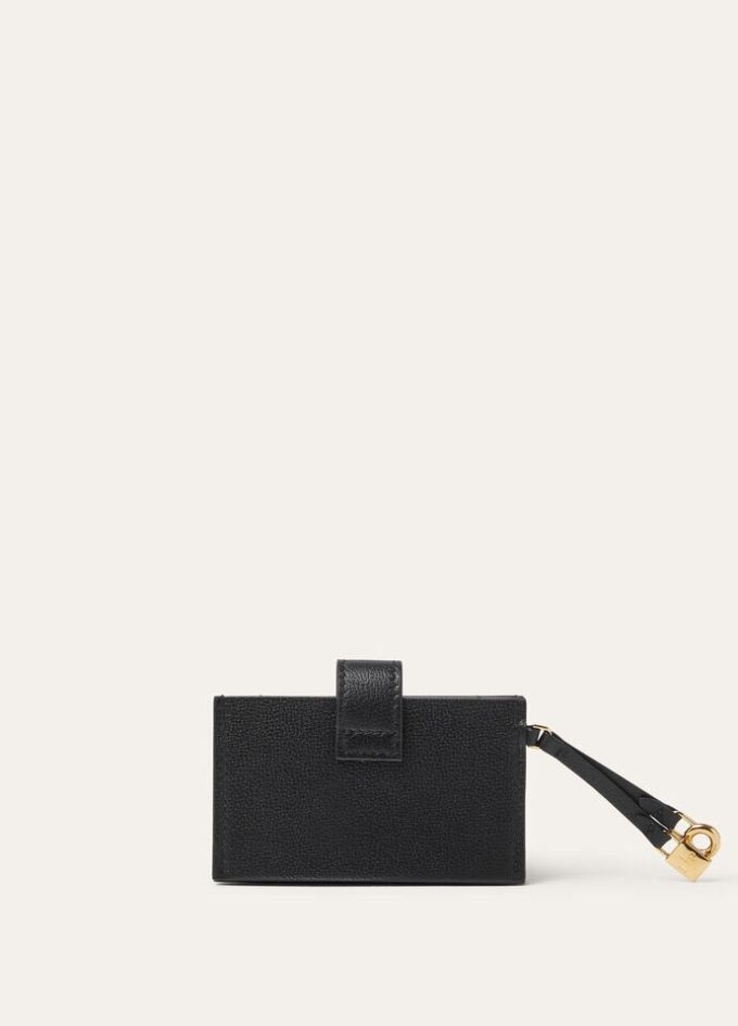 Extra Cardholder Extra Cardholder