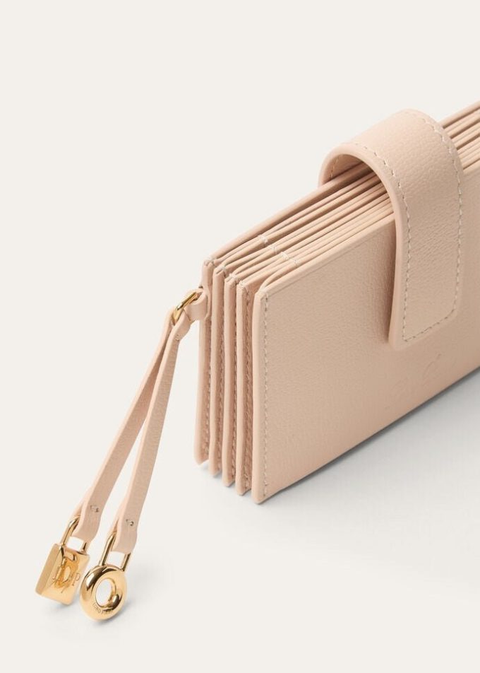 Extra Cardholder Extra Cardholder