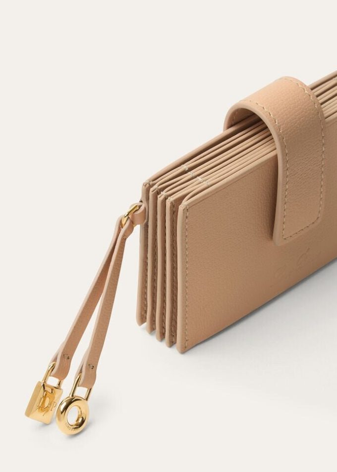 Extra Cardholder Extra Cardholder