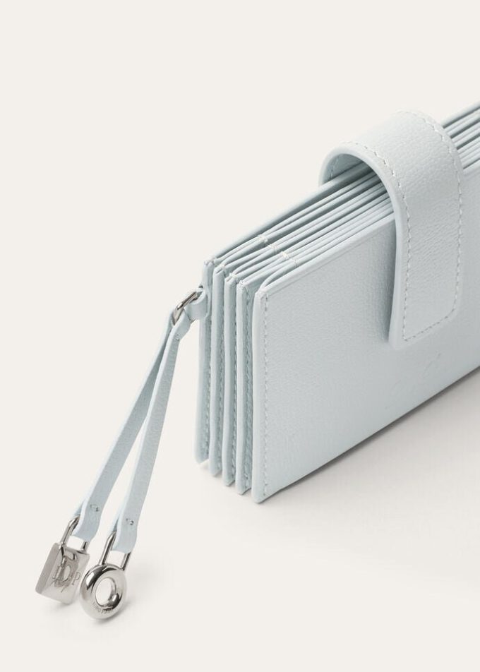 Extra Cardholder Extra Cardholder