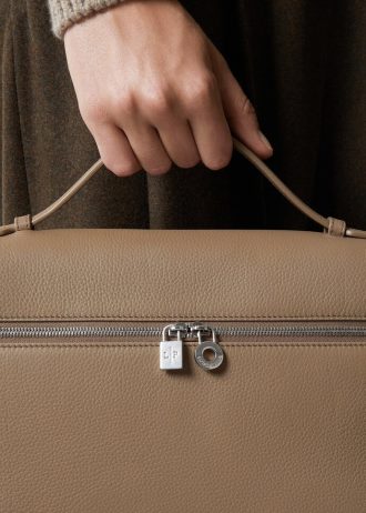 Extra Pocket L27 Extra Pocket L27