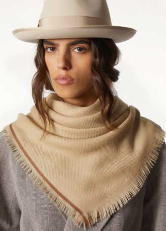 Four In Hand Maxi Carr茅