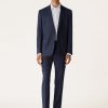 International Suit International Suit