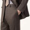 International Suit International Suit