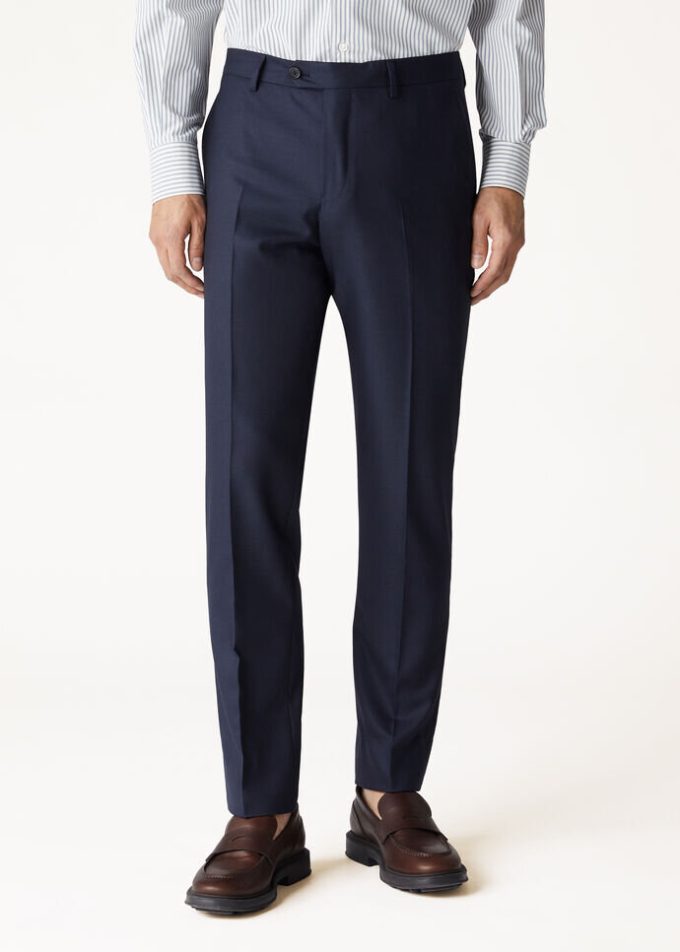 International Suit International Suit