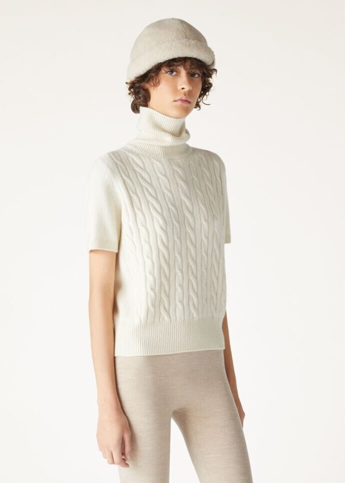 Jubilee Turtleneck Jubilee Turtleneck