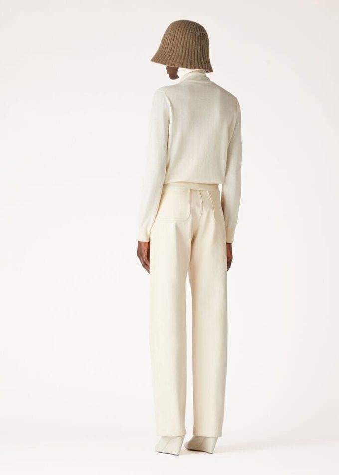 Jubilee Turtleneck Jubilee Turtleneck