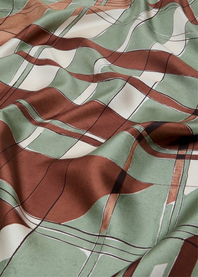 Loro Clan Collage 90 x 90 Foulard Loro Clan Collage 90 x 90 Foulard