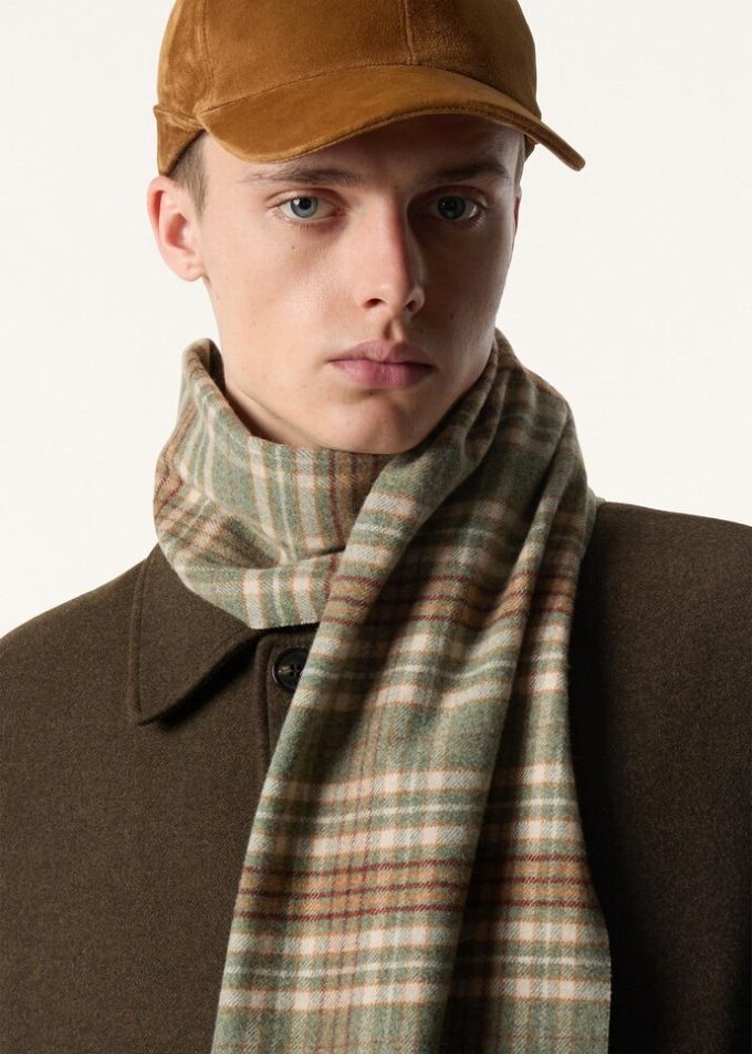 Loro Clan Scarf Loro Clan Scarf