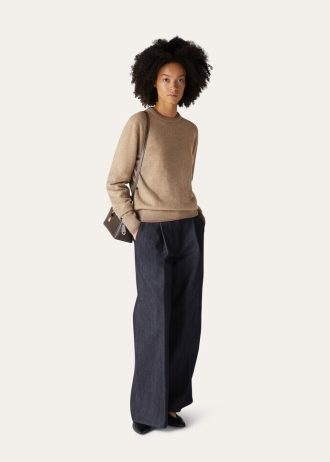 Loro Crewneck Loro Crewneck
