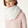 Maxi Crest Stole Maxi Crest Stole