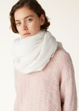 Maxi Crest Stole Maxi Crest Stole