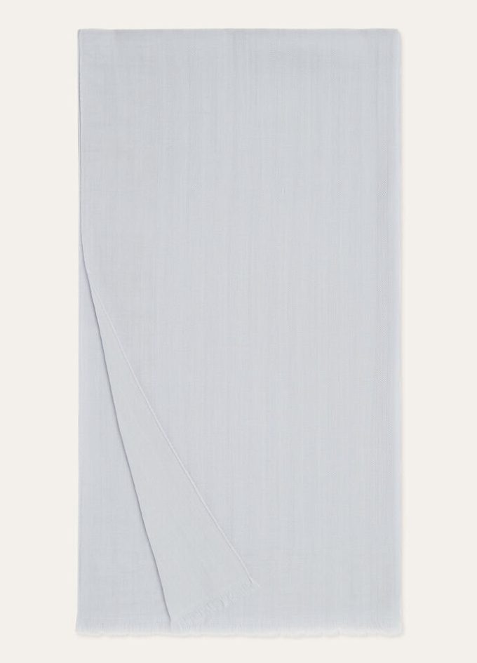 Maxi Crest Stole Maxi Crest Stole