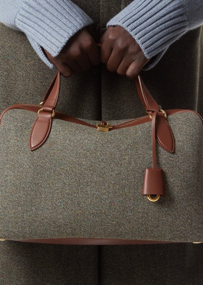 Medium Needle bag Medium Needle bag