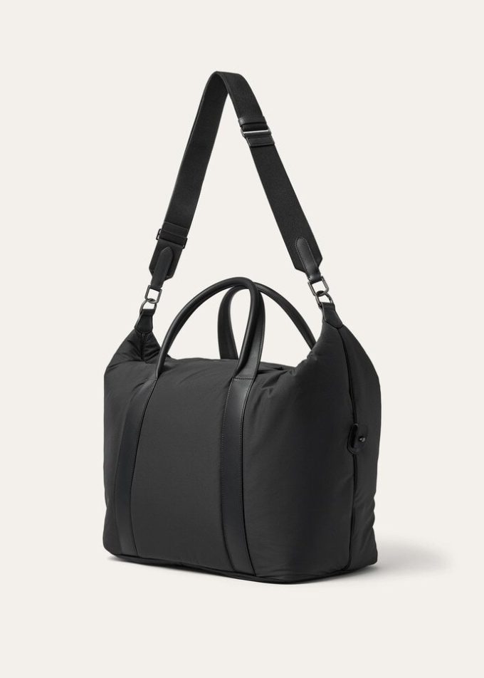 Medium Wind Duffle Bag Medium Wind Duffle Bag