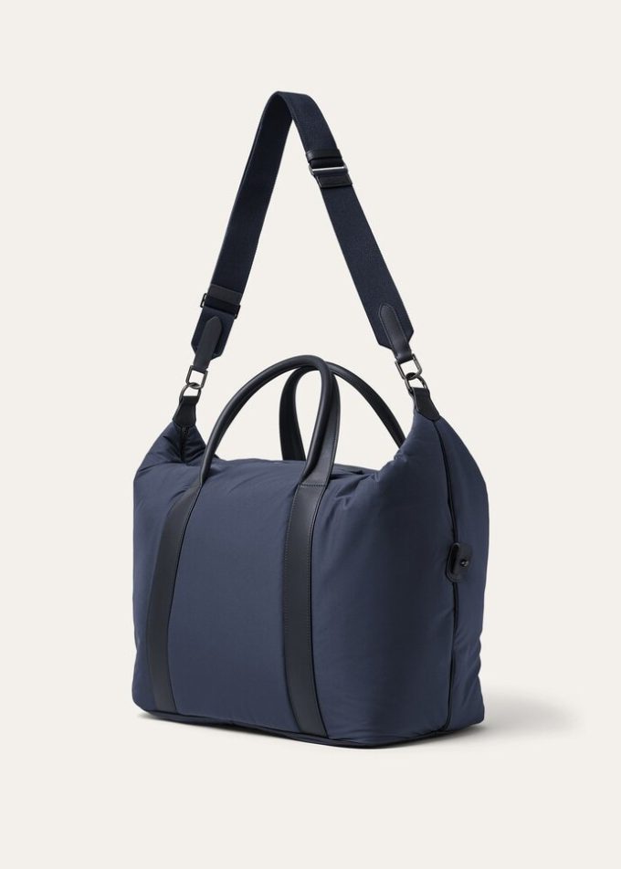 Medium Wind Duffle Bag Medium Wind Duffle Bag