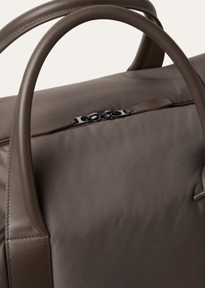 Medium Wind Duffle Bag Medium Wind Duffle Bag