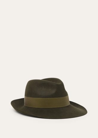 Pier Hat Pier Hat