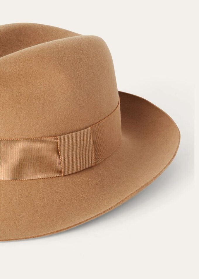 Pier Hat Pier Hat