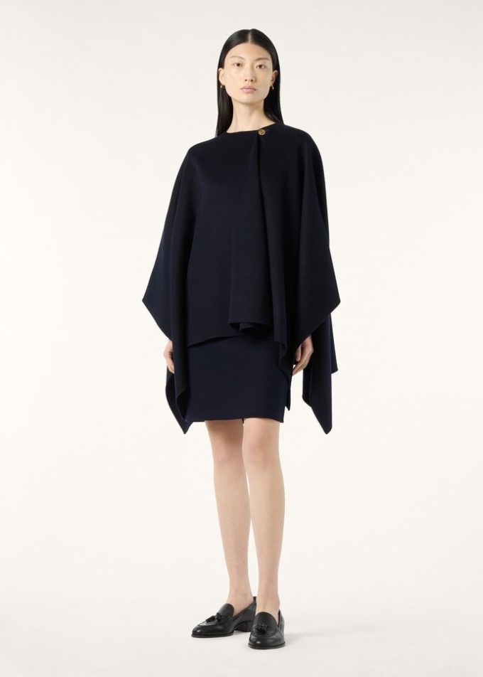 Renata Cape Renata Cape