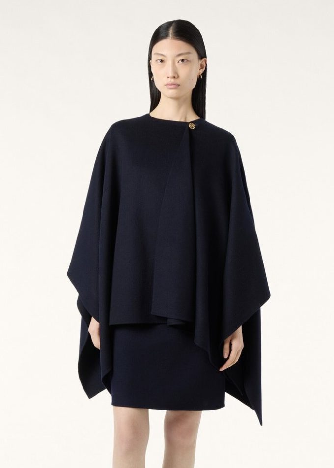 Renata Cape Renata Cape