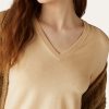 V-Neck V-Neck