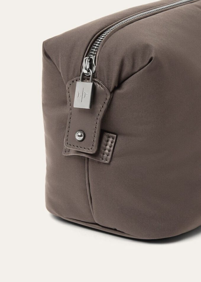 Wind Pouch Wind Pouch