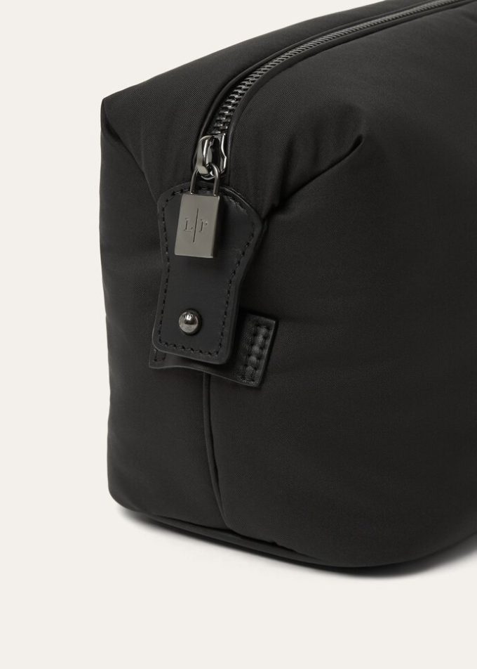 Wind Pouch Wind Pouch